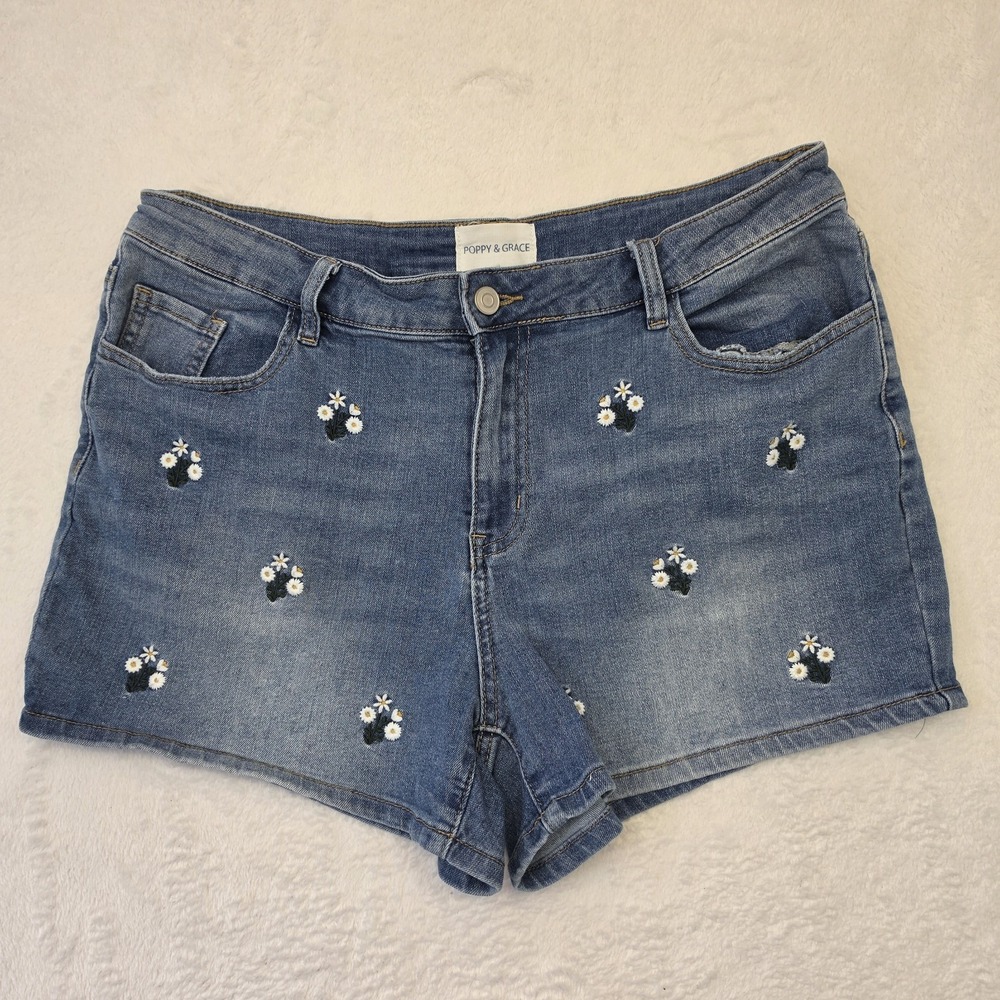 Poppy & Grace Embroidered Floral Denim Shorts Women's Size 31 Mid Rise Stretch
